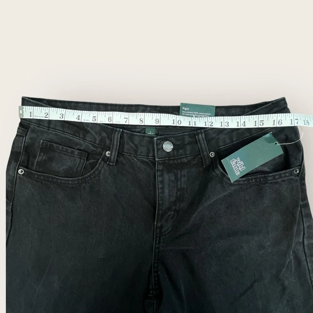 Wild Fable Mid-Rise 90's Relaxed Black Jeans, 8 - Picture 7 of 7